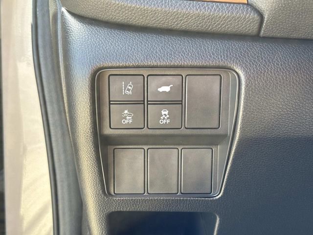 Used 2017 Honda CR-V Touring image 44