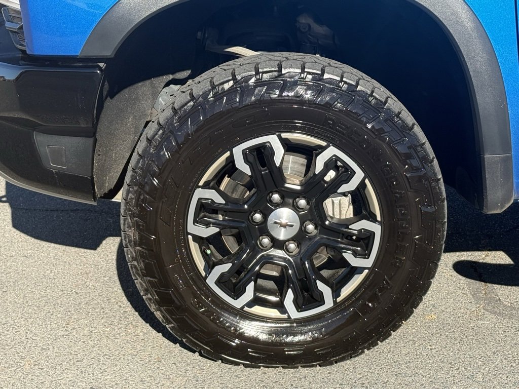 Used 2022 Chevrolet Silverado 1500 ZR2 image 10