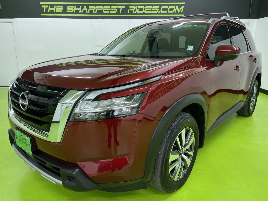 Used 2024 Nissan Pathfinder SL image 5