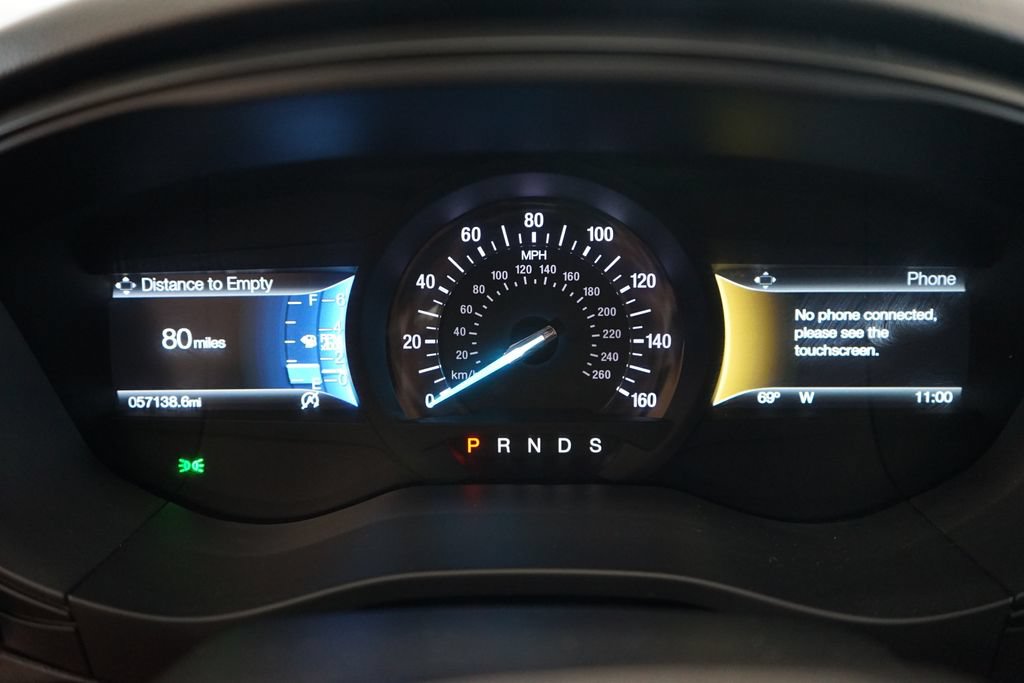 Used 2018 Ford Fusion SE w/ Fusion SE Technology Package FWD image 32