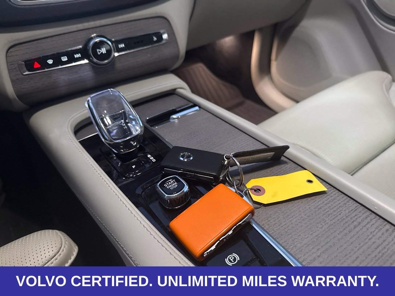 Certified 2024 Volvo XC90 T8 Ultimate w/ Protection Package Premier AWD/4WD image 41