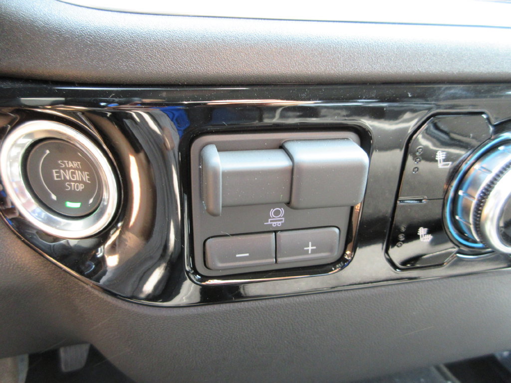New 2026 GMC Sierra 2500 SLE w/ SLE Value Package; AWD/4WD image 21