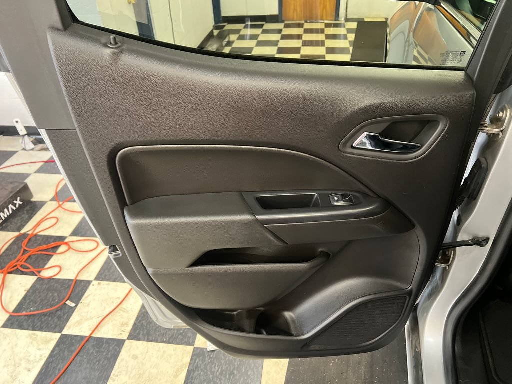 Used 2019 Chevrolet Colorado LT AWD/4WD image 37