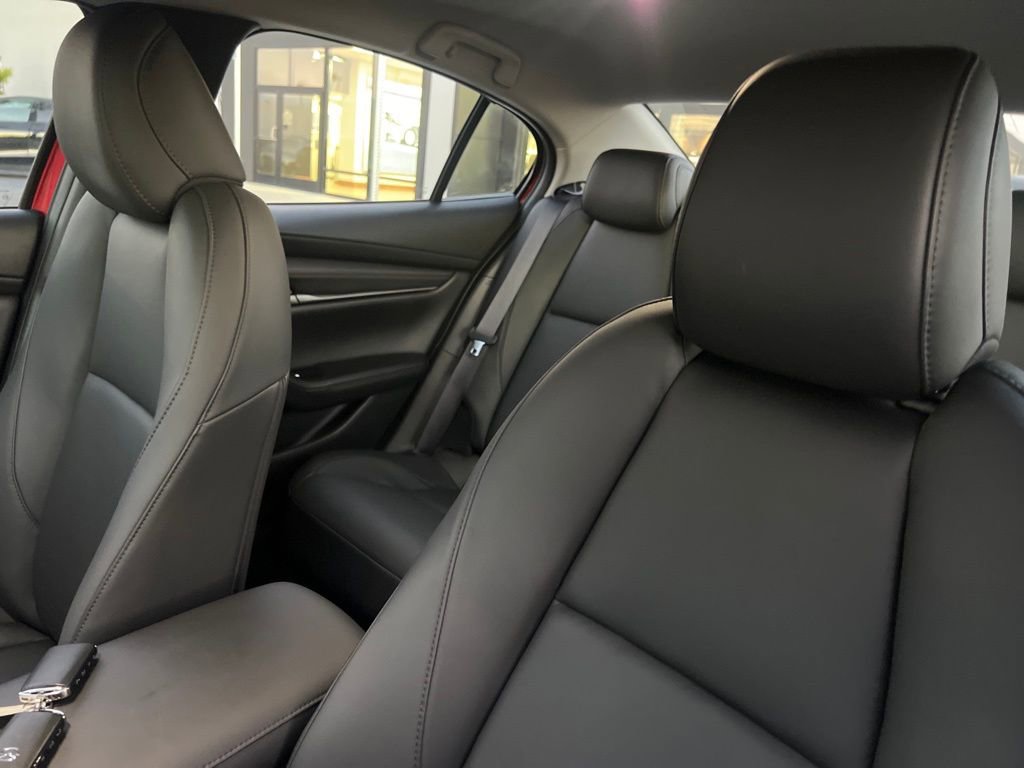 Used 2025 MAZDA MAZDA3 s image 31