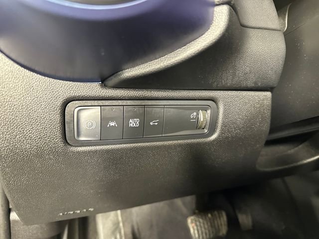 Used 2024 Chevrolet Equinox EV LT image 19