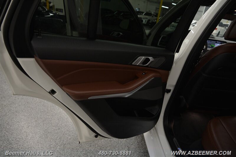 Used 2019 BMW X5 xDrive40i w/ M Sport Package AWD/4WD image 44