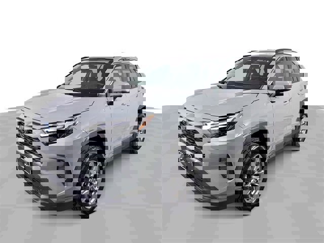 Used 2022 Toyota RAV4 XLE