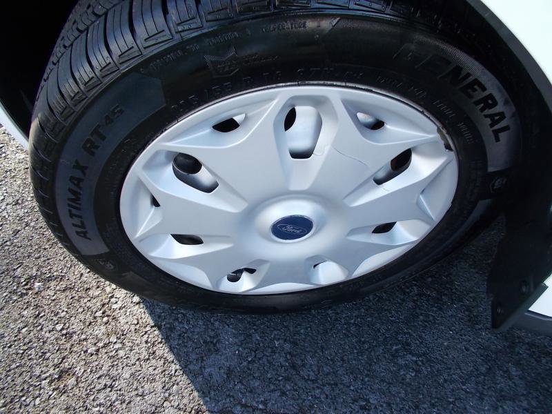 Used 2014 Ford Transit Connect XLT image 17