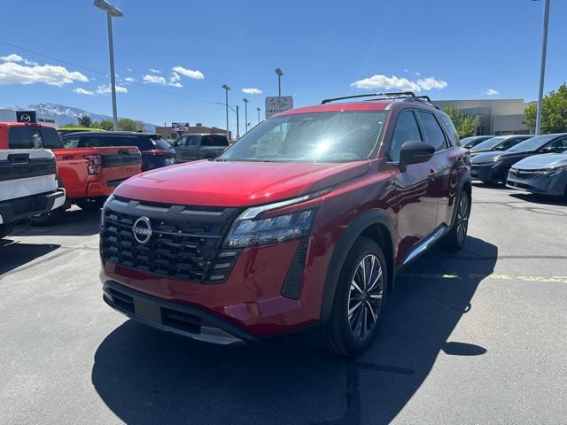New 2026 Nissan Pathfinder Platinum w/ Cargo Package AWD/4WD image 5