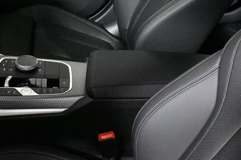 Used 2026 BMW 330i xDrive Sedan w/ Convenience Package image 26