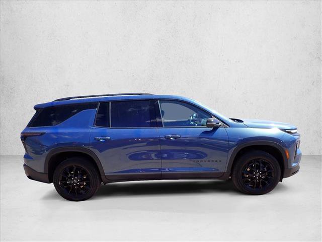 Used 2024 Chevrolet Traverse LT w/ Midnight/Sport Edition image 5