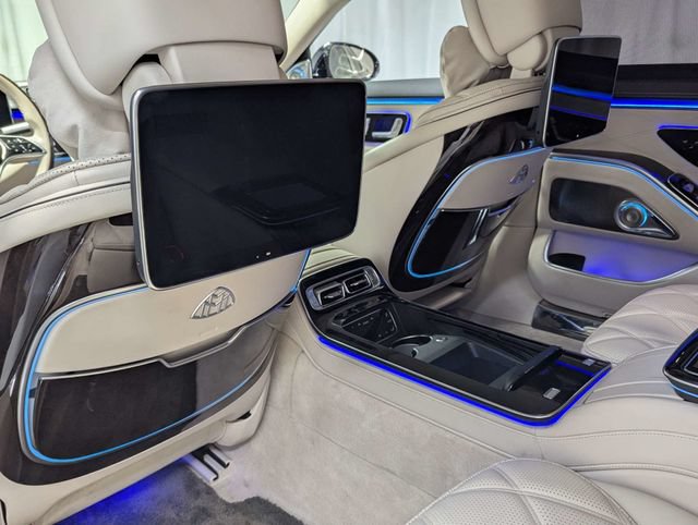 Used 2022 Mercedes-Benz Maybach S 580 4MATIC w/ Manufaktur Leather Package image 11