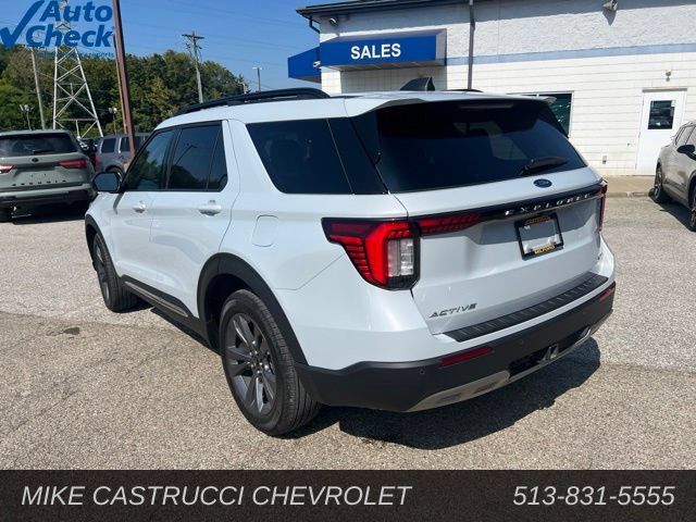 Used 2025 Ford Explorer Active w/ Active Comfort Package AWD/4WD image 4