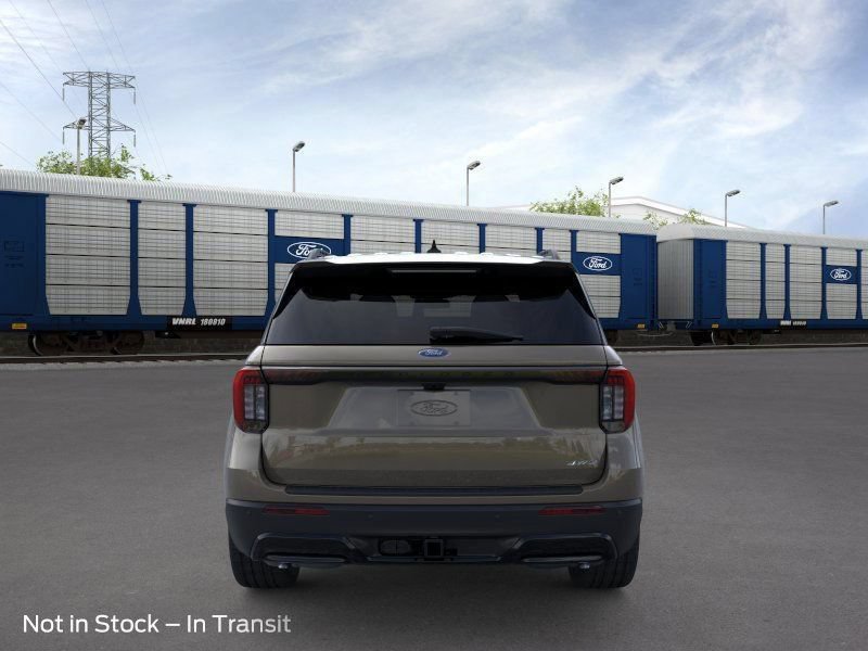 New 2026 Ford Explorer ST-Line w/ ST-Line Street Pack AWD/4WD image 7