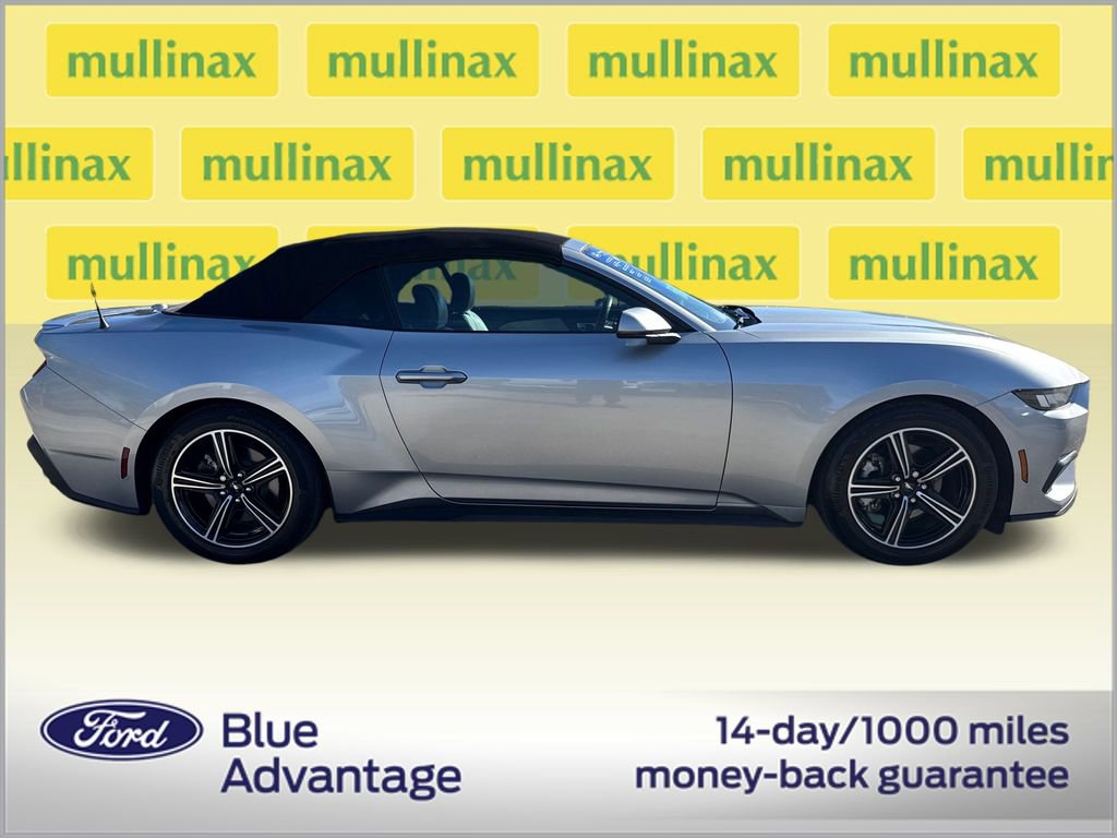 Used 2024 Ford Mustang Premium image 2