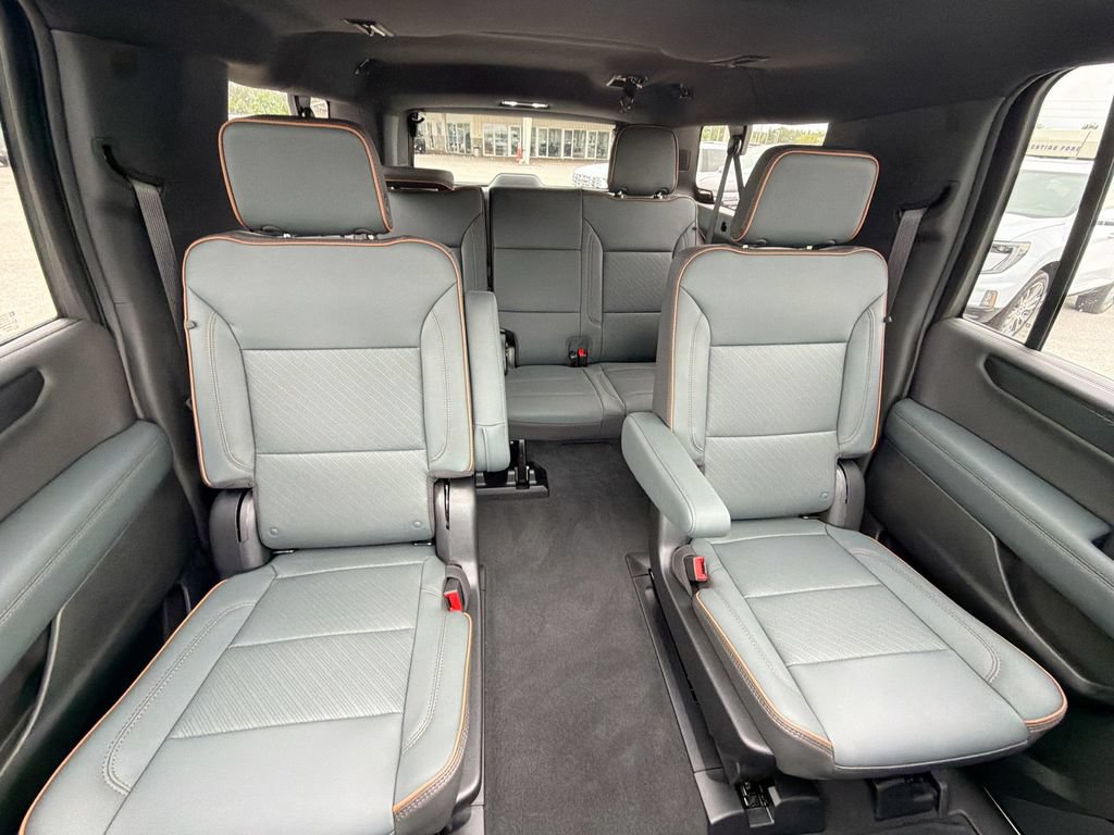New 2026 GMC Yukon XL AT4 w/ AT4 Premium Plus Package AWD/4WD image 13