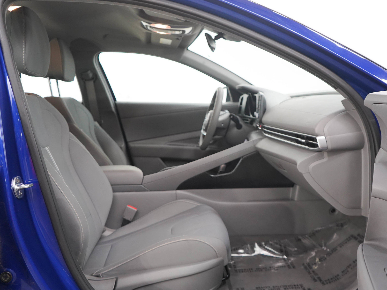 Used 2023 Hyundai Elantra SEL FWD image 11