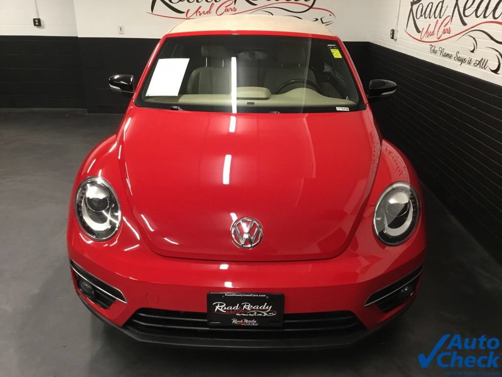 Used 2014 Volkswagen Beetle R-Line FWD image 15