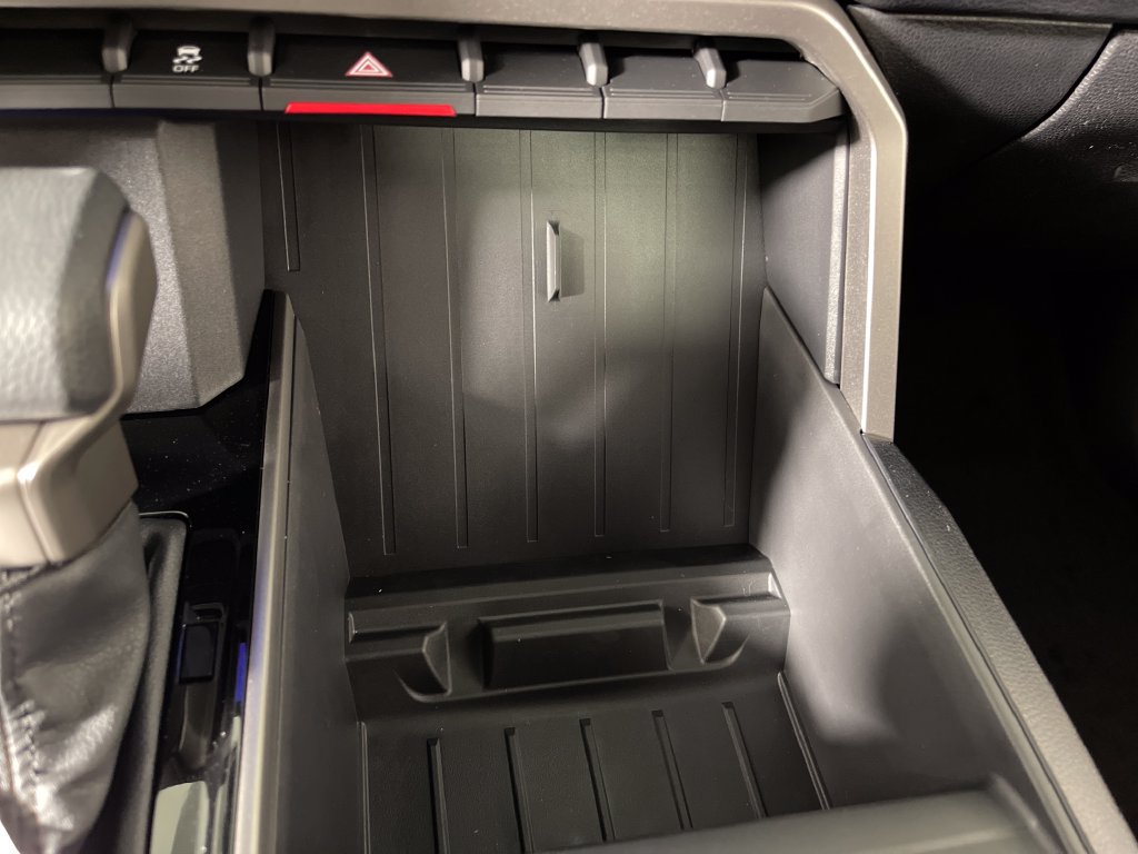New 2026 Toyota Tundra SR5 w/ SR5 Convenience Package RWD image 30