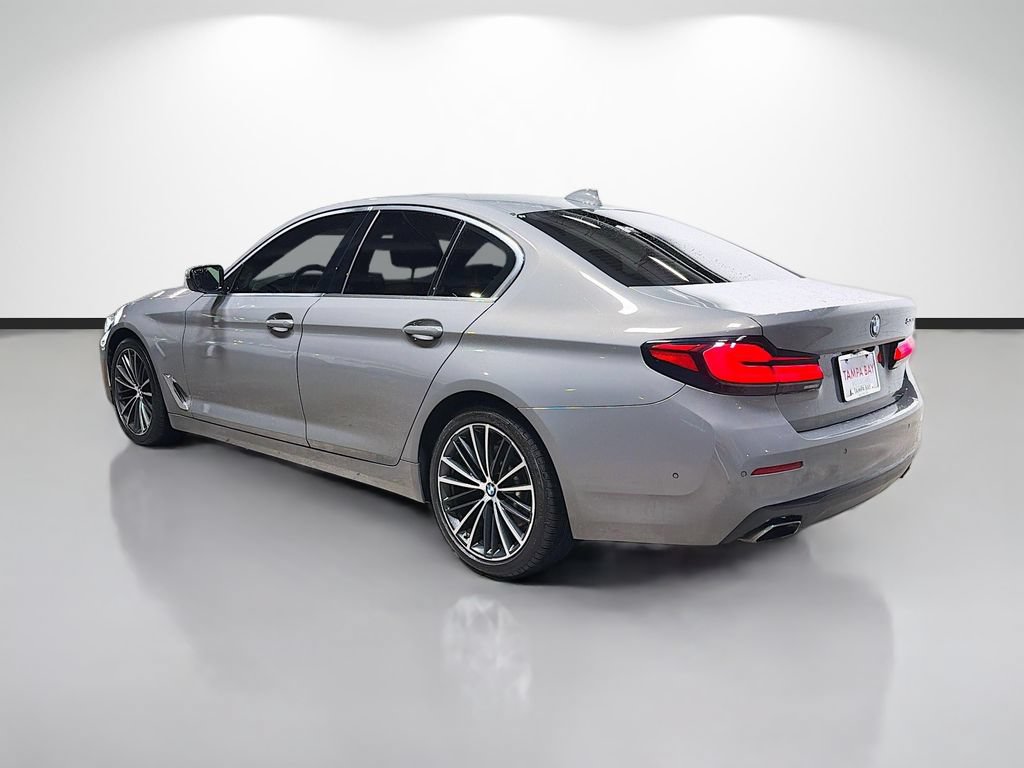 Used 2021 BMW 530i w/ Premium Package RWD image 5