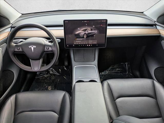 Used 2023 Tesla Model Y Long Range image 16