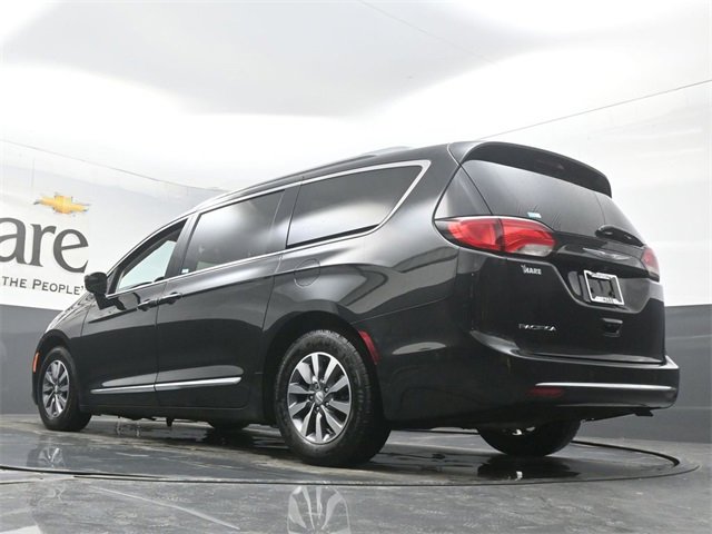 Used 2020 Chrysler Pacifica Touring-L Plus w/ Advanced Safetytec Group image 5