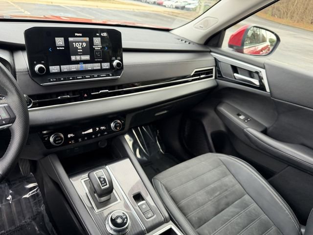 Used 2023 Mitsubishi Outlander SE image 16