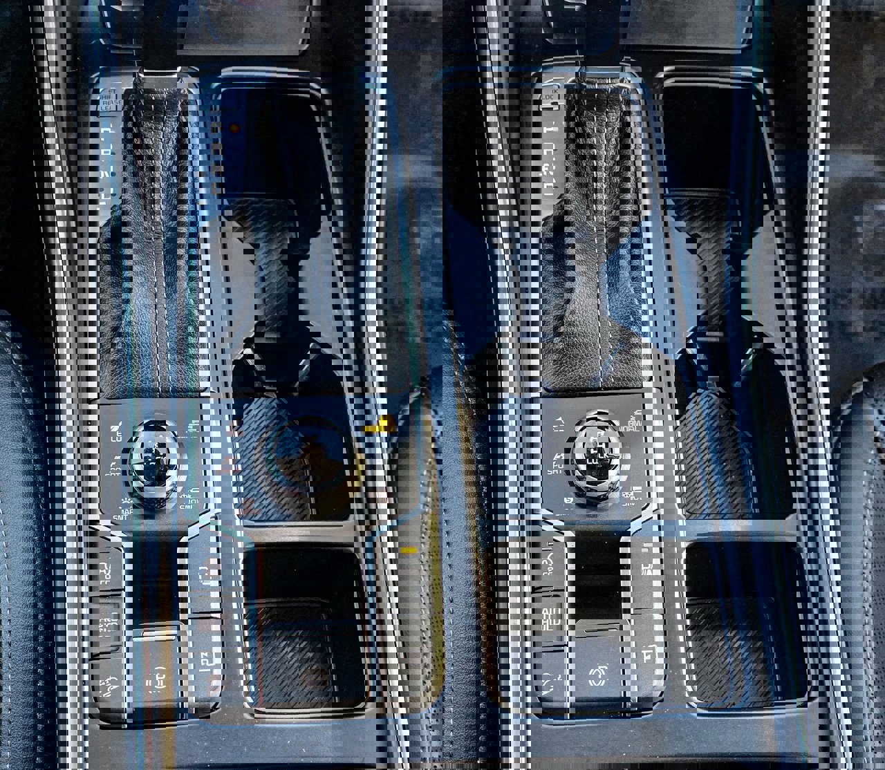 Used 2022 INFINITI QX50 Sensory w/ Cargo Package image 19