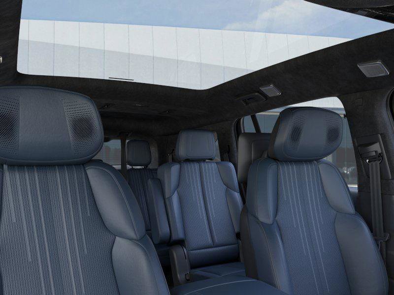 New 2026 Cadillac Escalade IQ Luxury 2 w/ LPO, Radiant Package image 25
