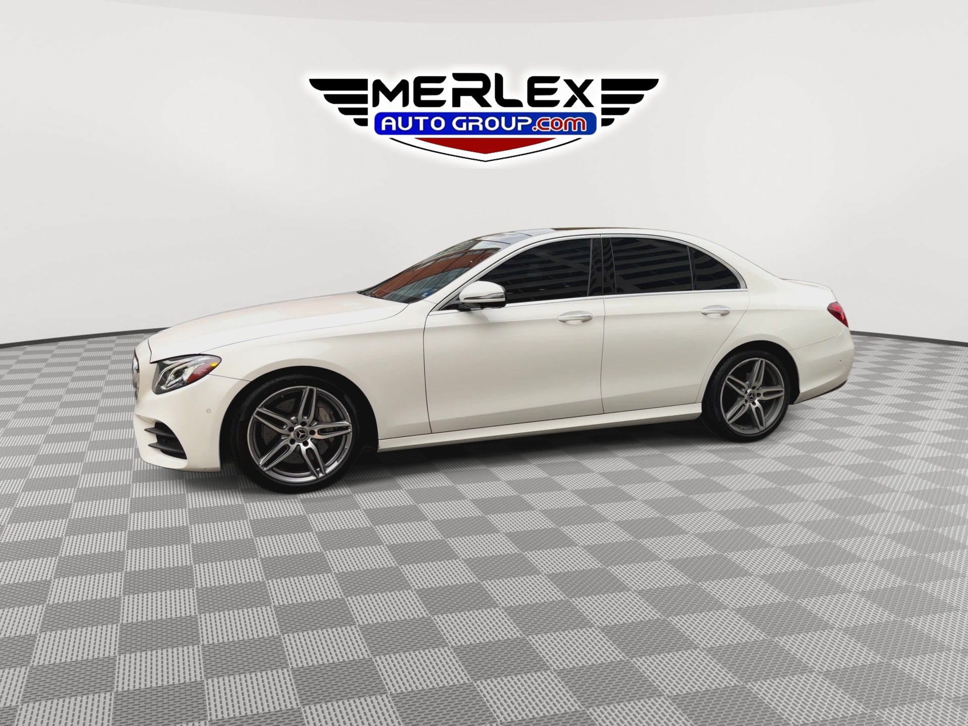 Used 2019 Mercedes-Benz E 300 w/ Premium 1 Package image 5