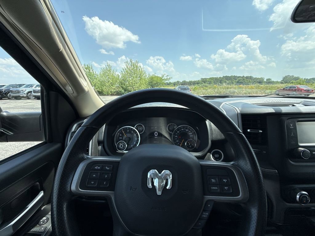 Used 2019 RAM 2500 Tradesman w/ Chrome Appearance Group AWD/4WD image 17