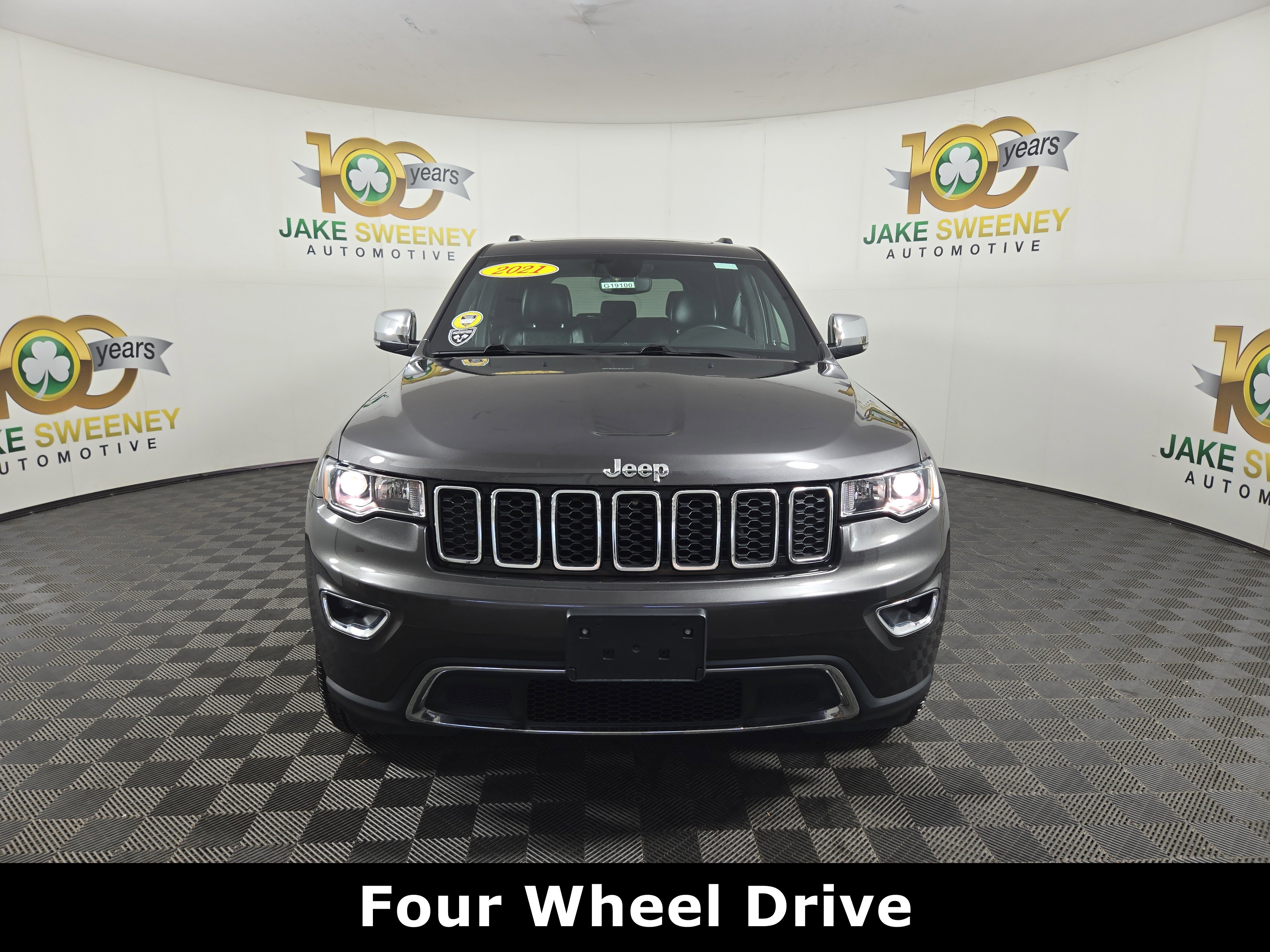 Used 2021 Jeep Grand Cherokee Limited image 2