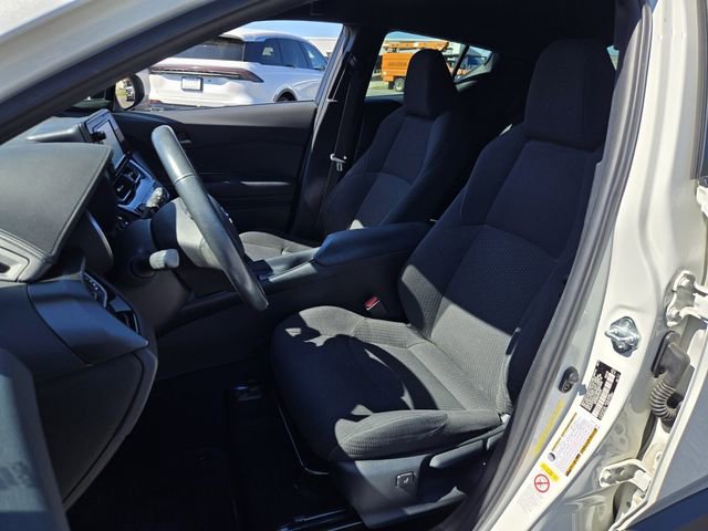 Used 2018 Toyota C-HR XLE image 9