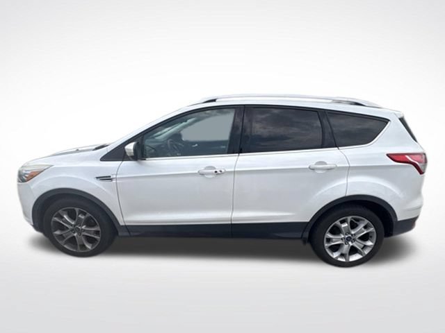 Used 2016 Ford Escape Titanium w/ Equipment Group 301A FWD image 3