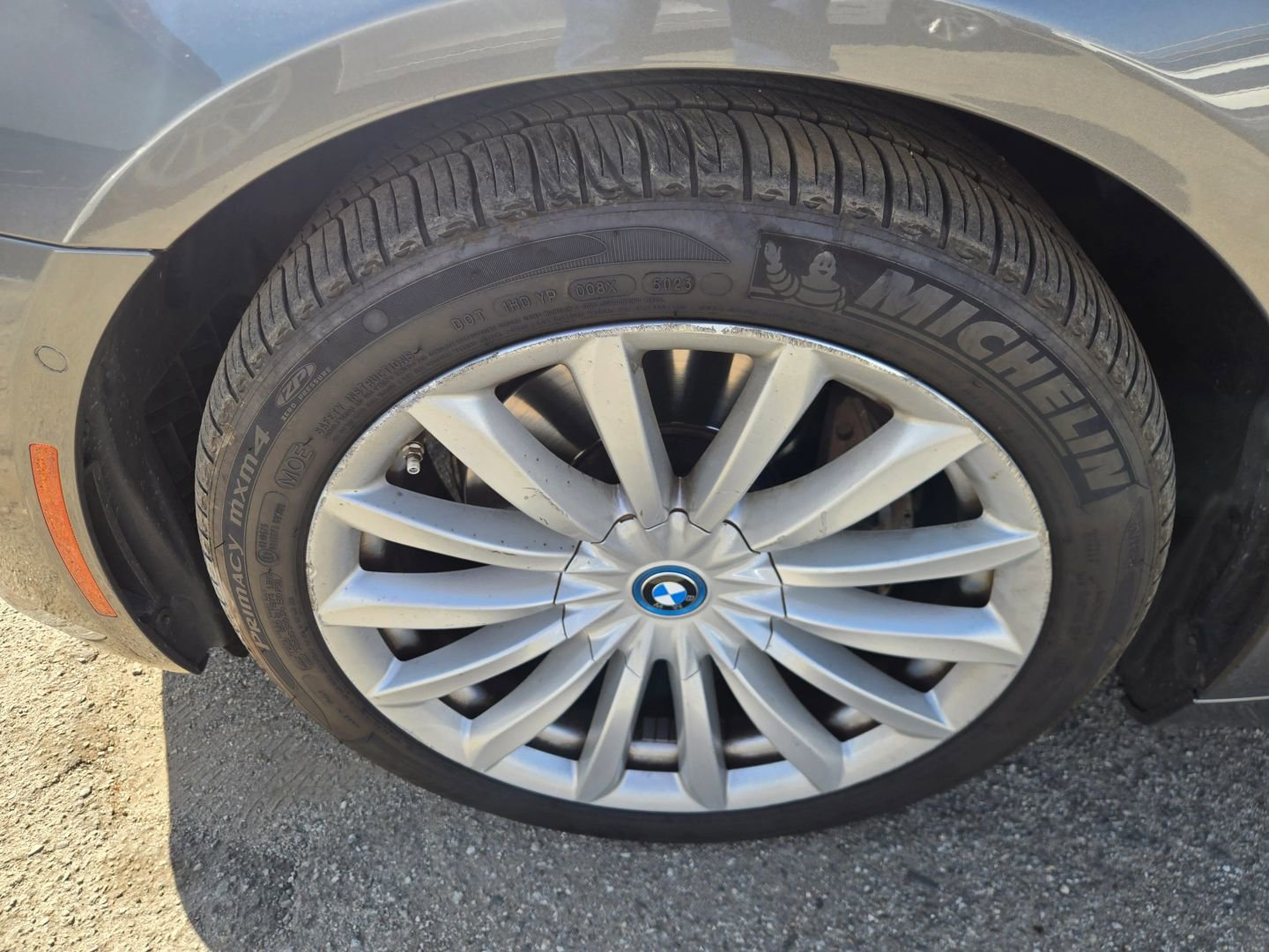 Used 2018 BMW 740e xDrive w/ Executive Package AWD/4WD image 33