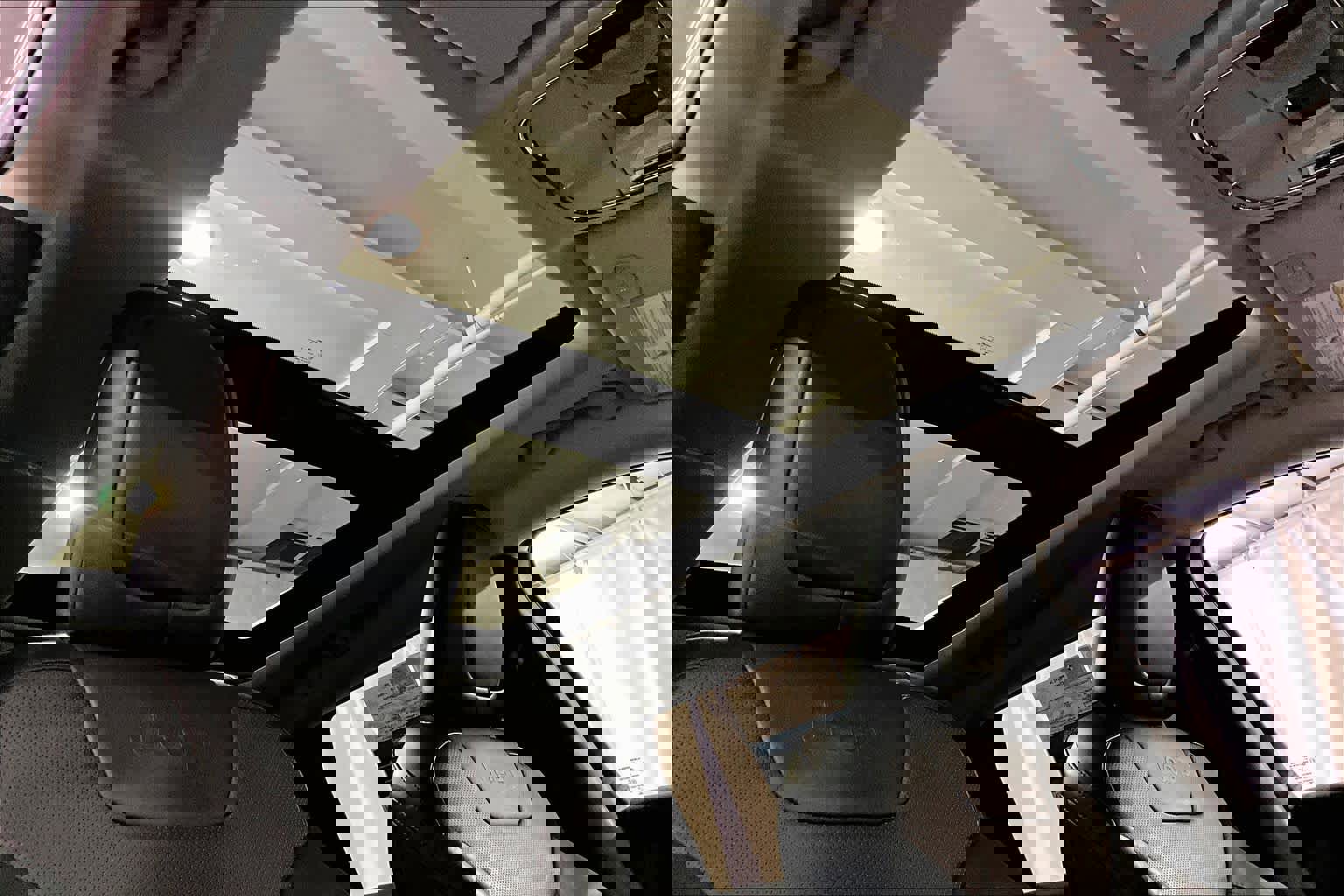 Used 2019 Jeep Cherokee Limited AWD/4WD image 13