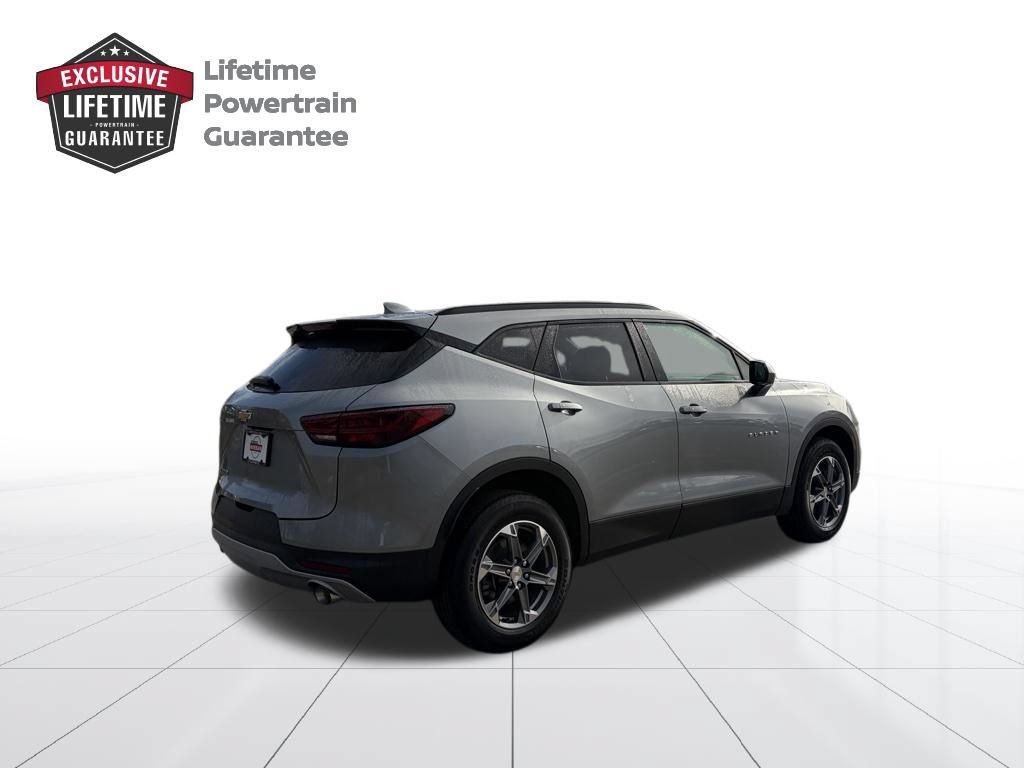 Used 2023 Chevrolet Blazer LT w/ Convenience Package FWD image 6