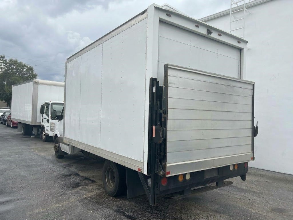 Used 2012 Mercedes-Benz Sprinter 3500 image 2