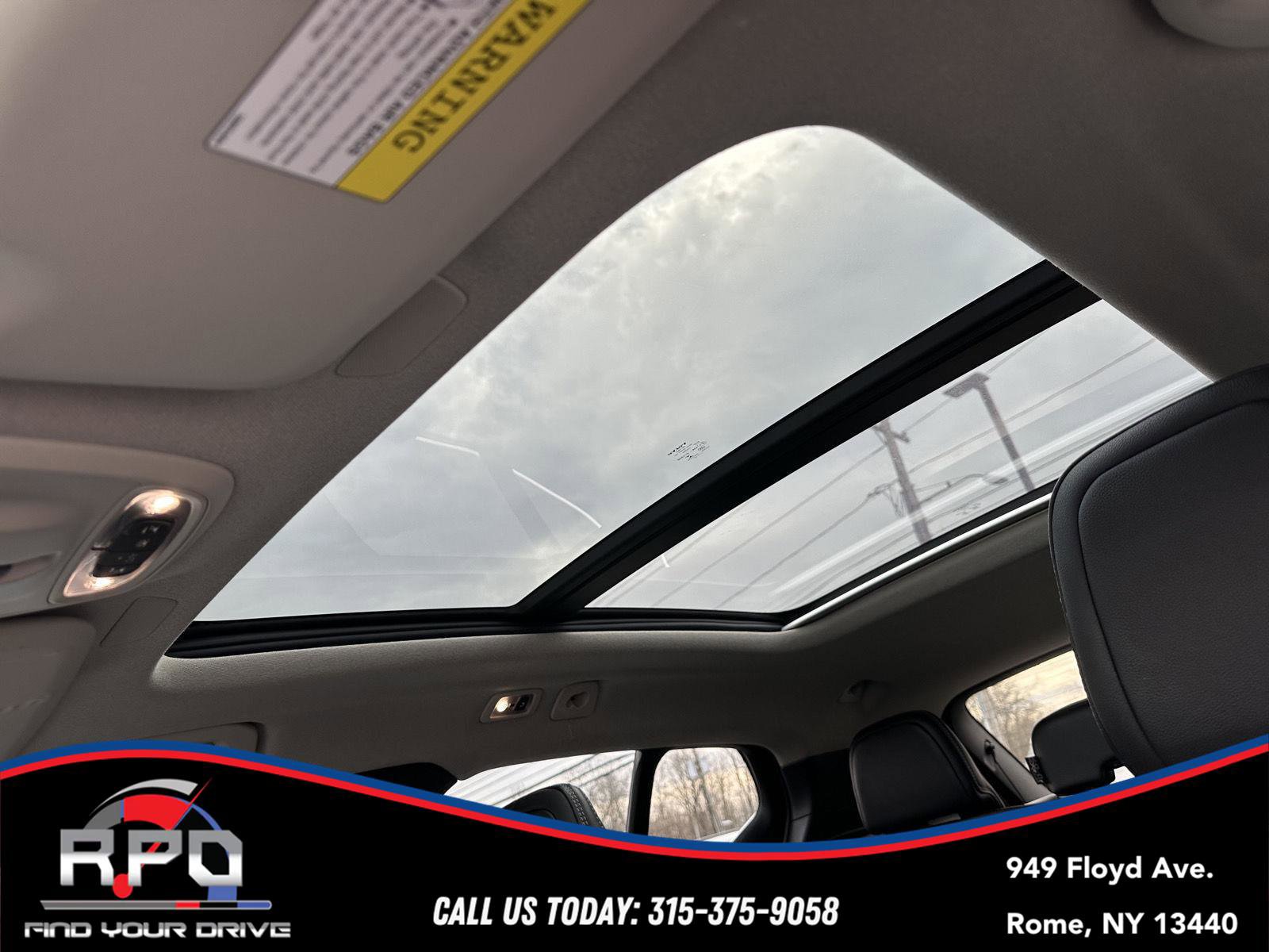 Used 2021 Volvo XC40 T5 Inscription w/ Advanced Package AWD/4WD image 16