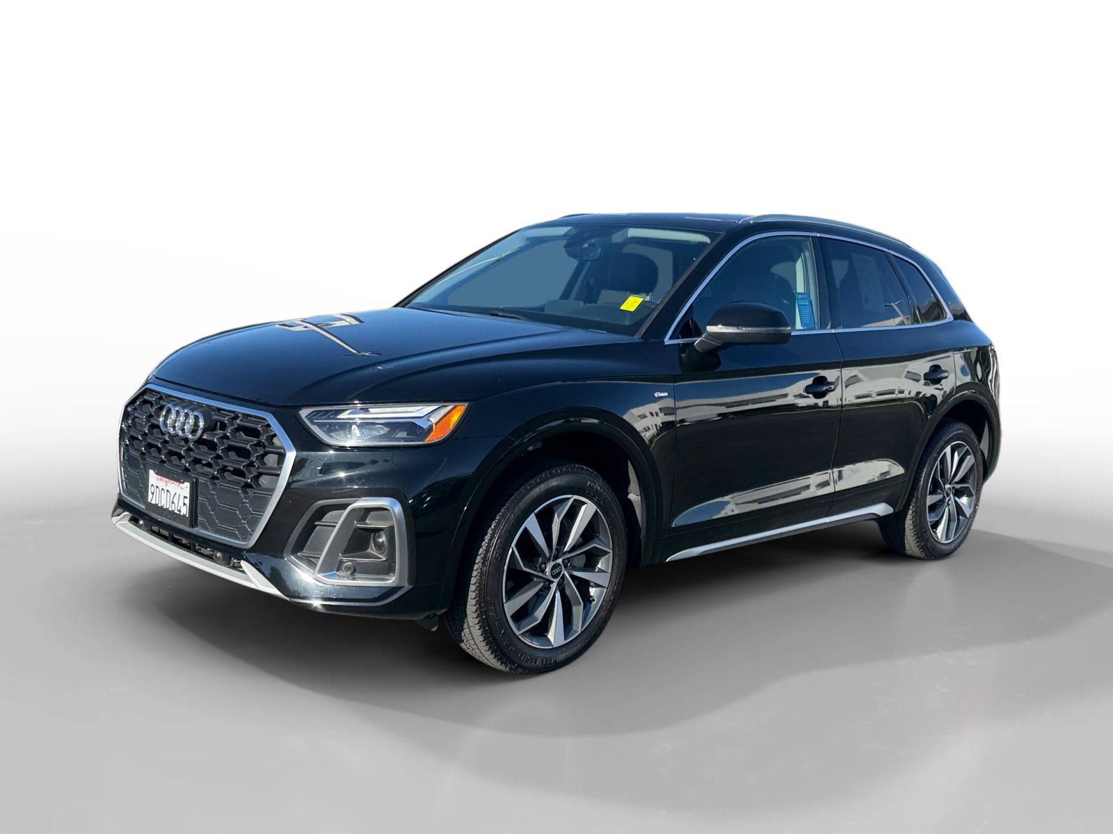 Used 2022 Audi Q5 2.0T Premium w/ Convenience Package image 1