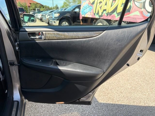 Used 2004 Lexus ES 330 w/ Premium Pkg FWD image 27