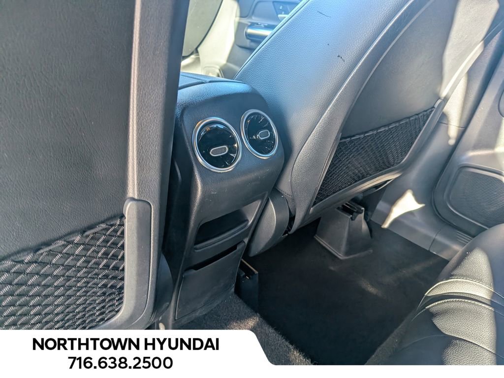 Used 2021 Mercedes-Benz GLA 250 GLA 250 image 32