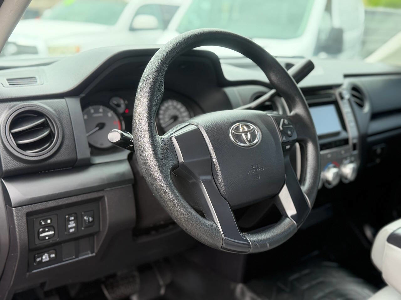 Used 2015 Toyota Tundra SR image 94