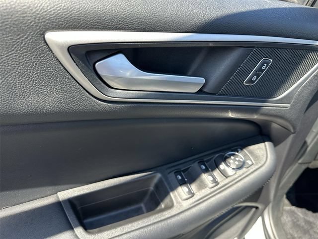 Used 2021 Ford Edge SEL w/ Convenience Package AWD/4WD image 22