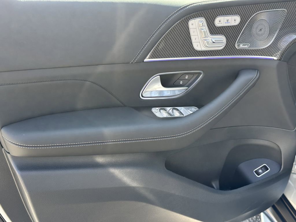 New 2026 Mercedes-Benz GLS 63 AMG 4MATIC image 11