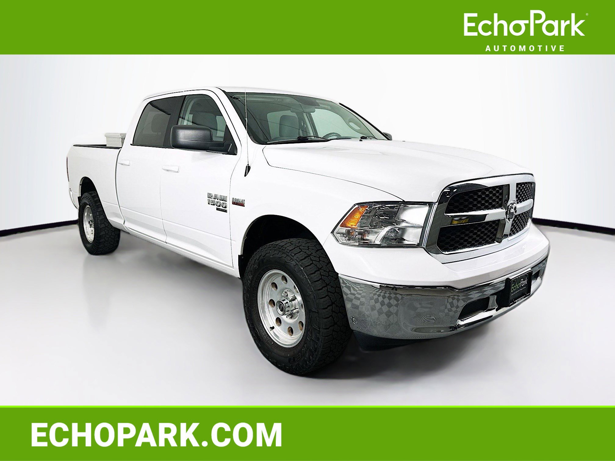 Used 2019 RAM 1500 Classic SLT image 1