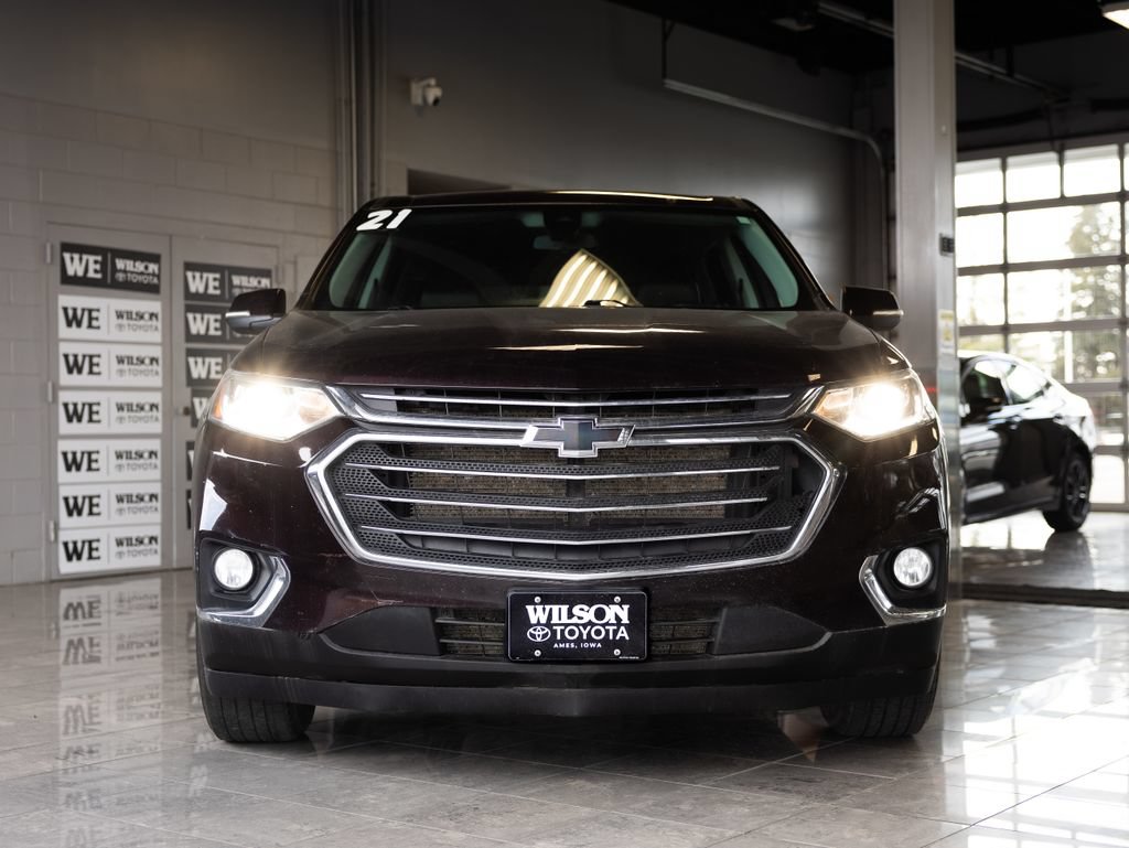 Used 2021 Chevrolet Traverse LT FWD image 3