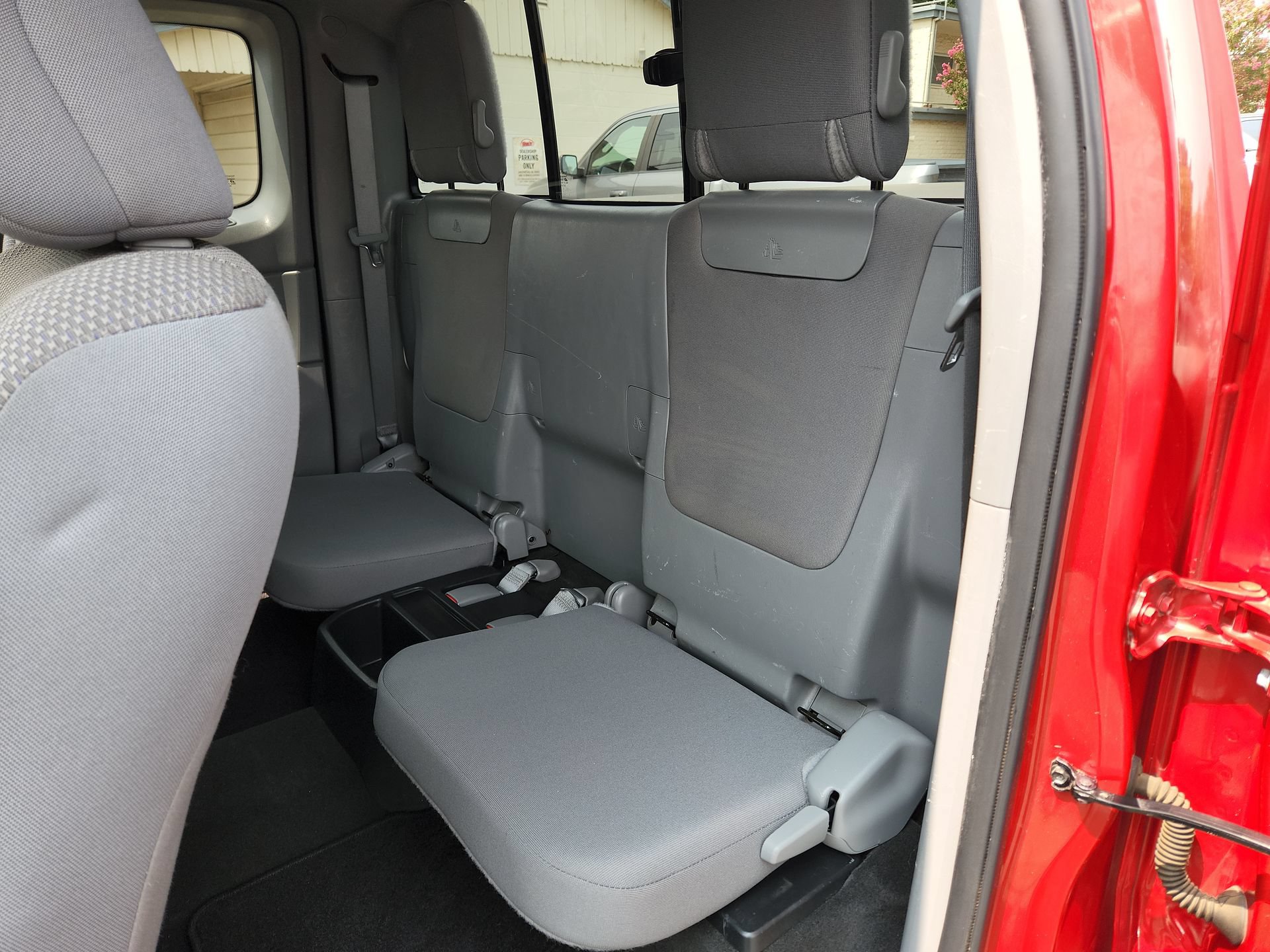 Used 2015 Toyota Tacoma PreRunner w/ Convenience Package RWD image 23