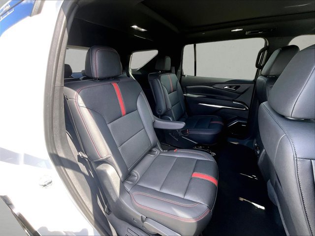 Certified 2024 Chevrolet Traverse RS image 29