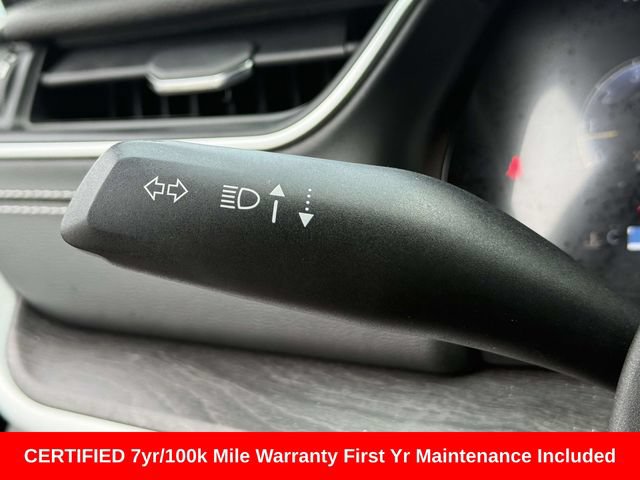 Used 2023 Jeep Grand Cherokee Limited AWD/4WD image 31